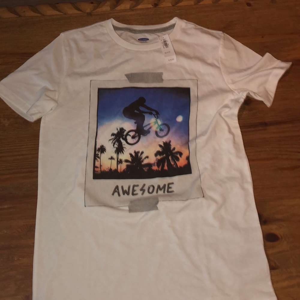 Boys old navy tshirt new